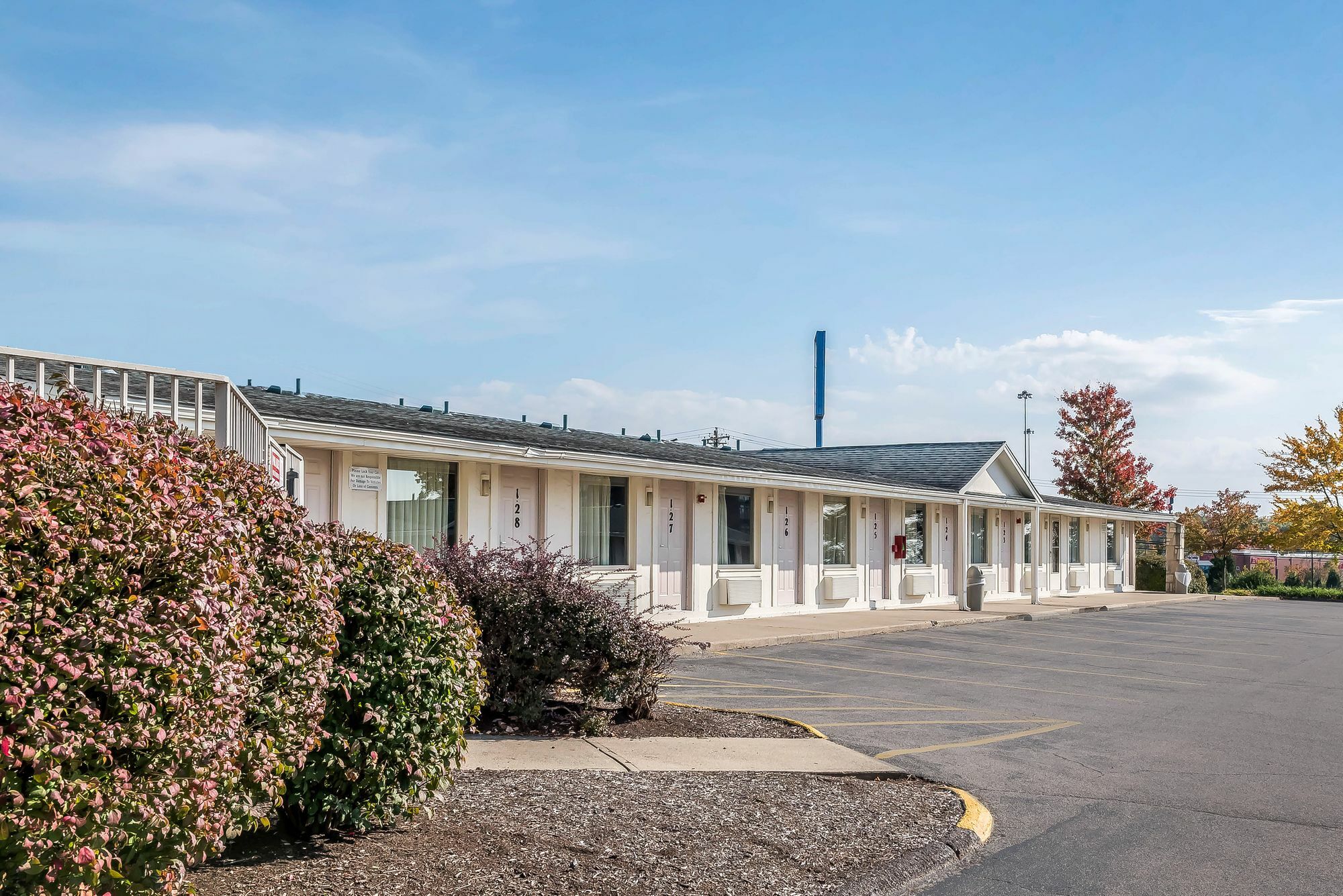 Rodeway Inn Sharonville Exterior foto